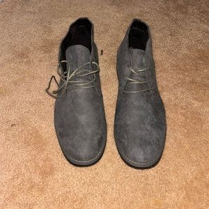 Men’s low boots NWOT